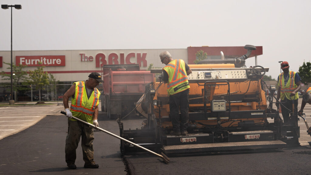 Commercial Parking Lot Asphalt Resurfacing in Richmond