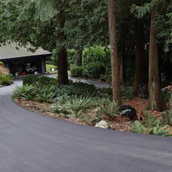 West Vancouver custom asphalt driveway paving project